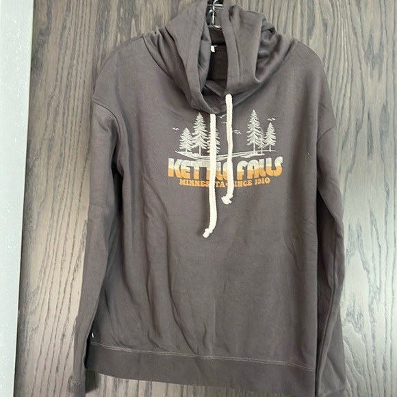 NWT- men’s large hoodie kettle Falls, Minnesota logo - Picture 1 of 4